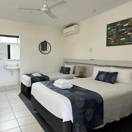 Charm City Motel Bundaberg Exterior photo