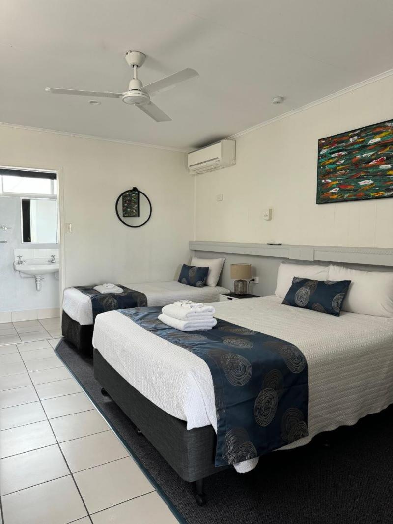 Charm City Motel Bundaberg Exterior photo
